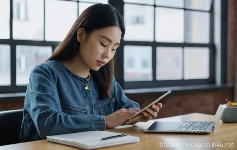 소비자 보호 관련 강연 및 세미나 후기 - A young woman, approximately 20-25 years old, with a diverse East Asian appearance, wearing a stylis...